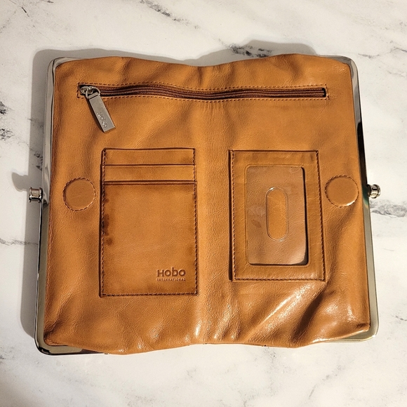HOBO Int'l Caramel with Patterned Contrast Stitching Leather 'Lauren' Wallet - Picture 7 of 12